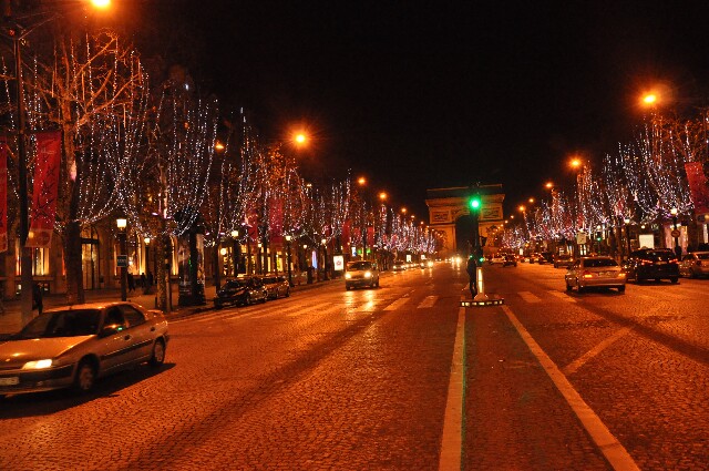 min 2009 12 14 paris night 050